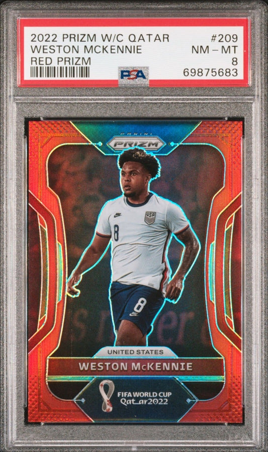 2022 Panini Wolrd Cup Weston Mckennie red /399 #209 USA PSA 8
