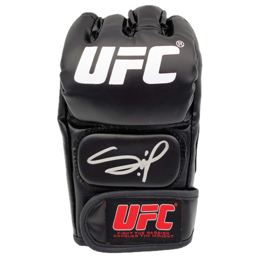 UFC glove signed by Conor McGregor (Beckett)