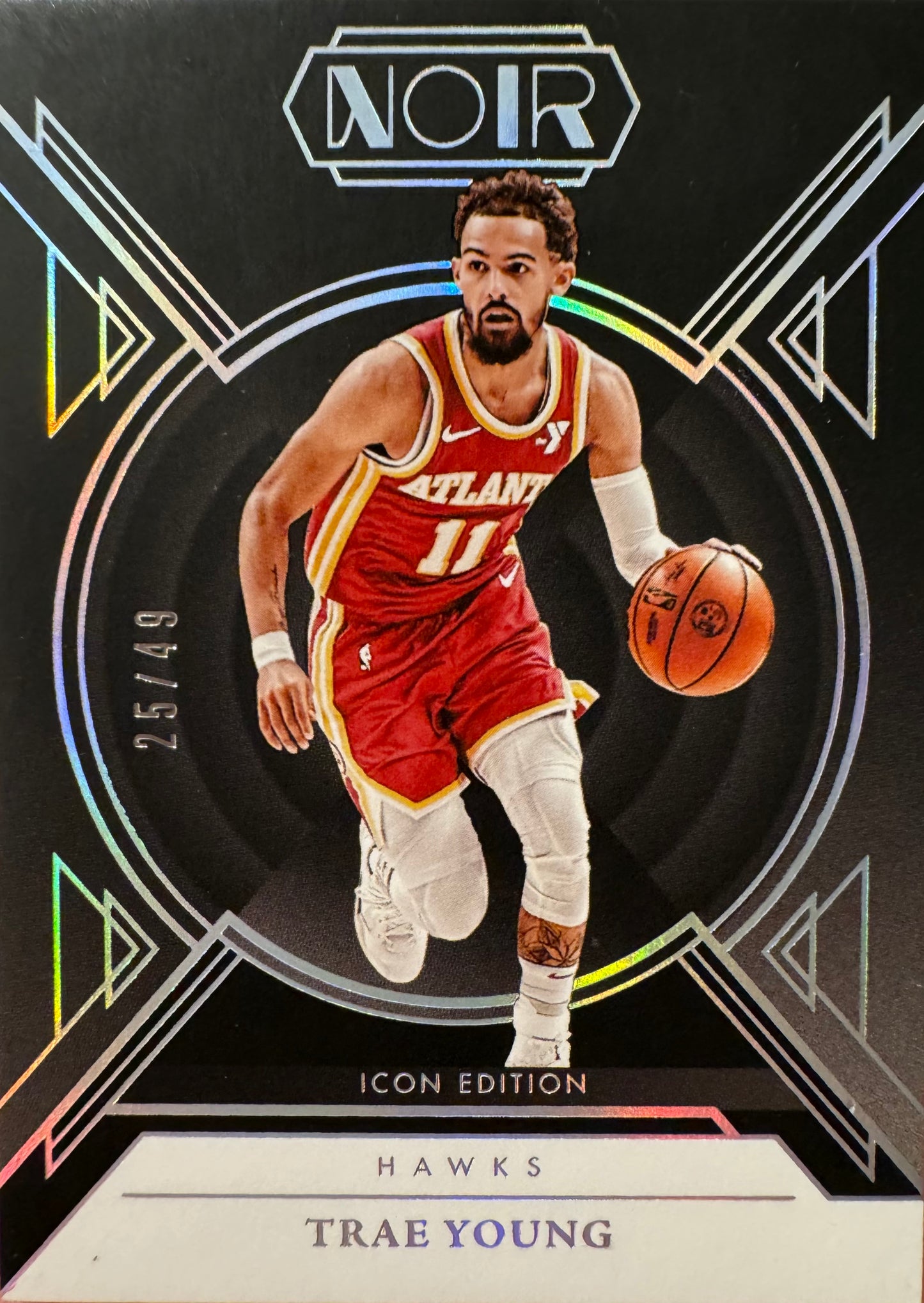 2024 Panini Noir Trae Young /49 #82 Atlanta Hawks