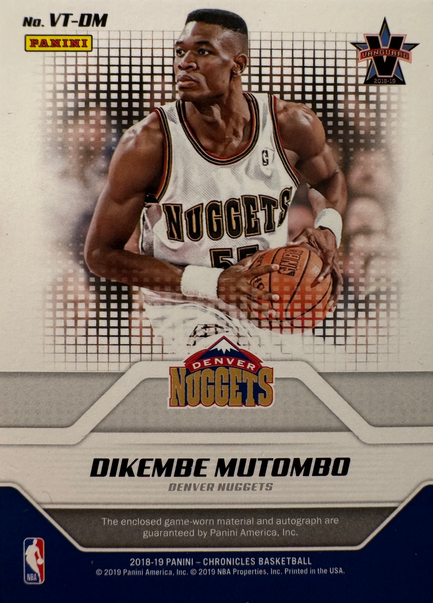 2018 Panini Vanguard Autograph Patch /10 Dikembe Mutombo #VT-DM Denver Nuggets