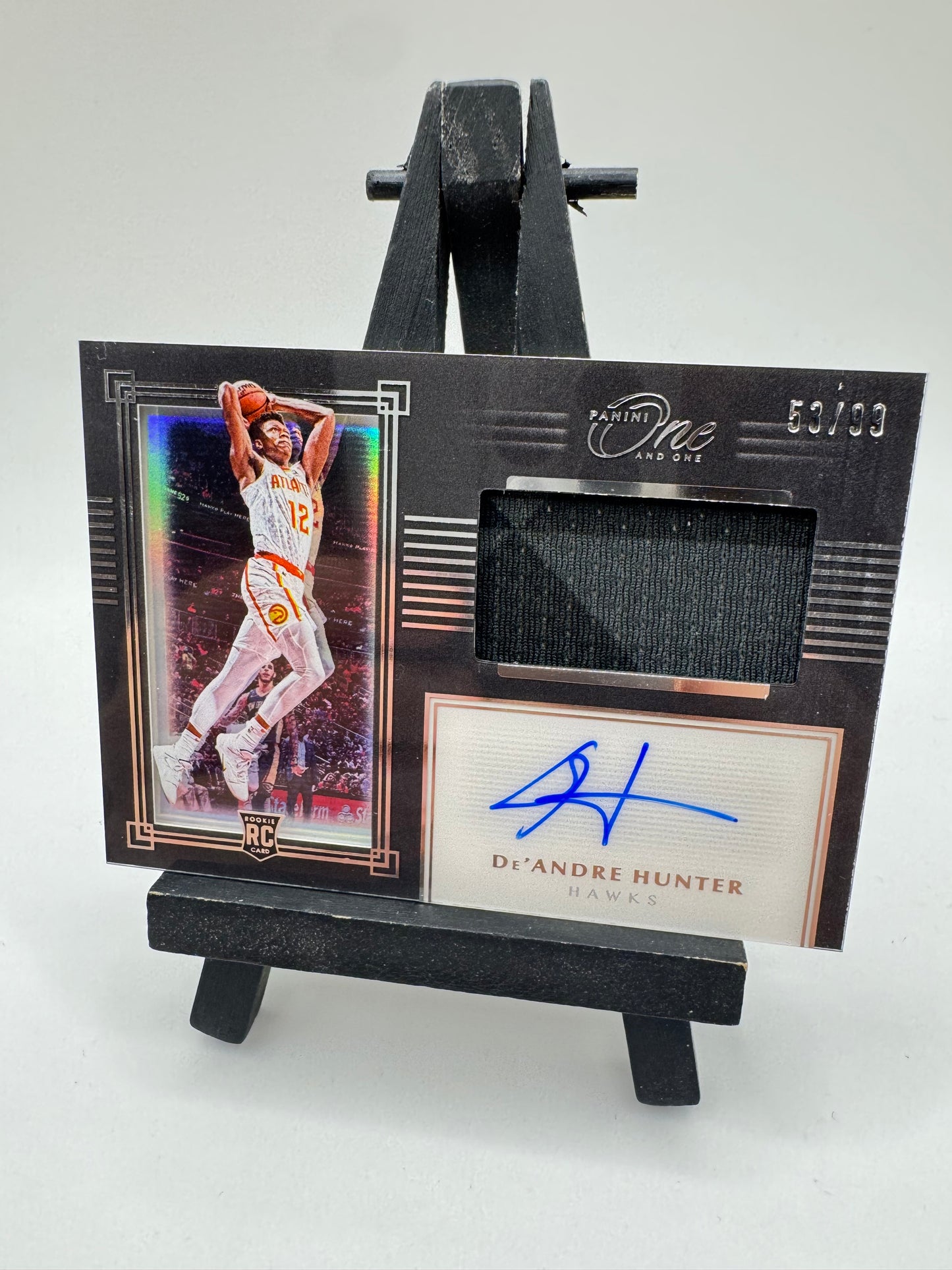 2019 Panini One RPA Patch Autograph /99 De'Andre Hunter RC #PRJA-DAH Atlanta Hawks
