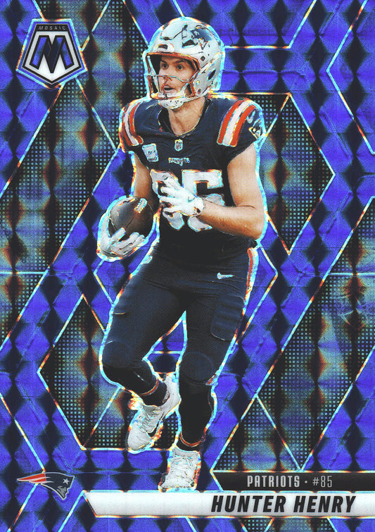 2025 Panini Mosaic Blue /99 Hunter Henry #79 New England Patriots