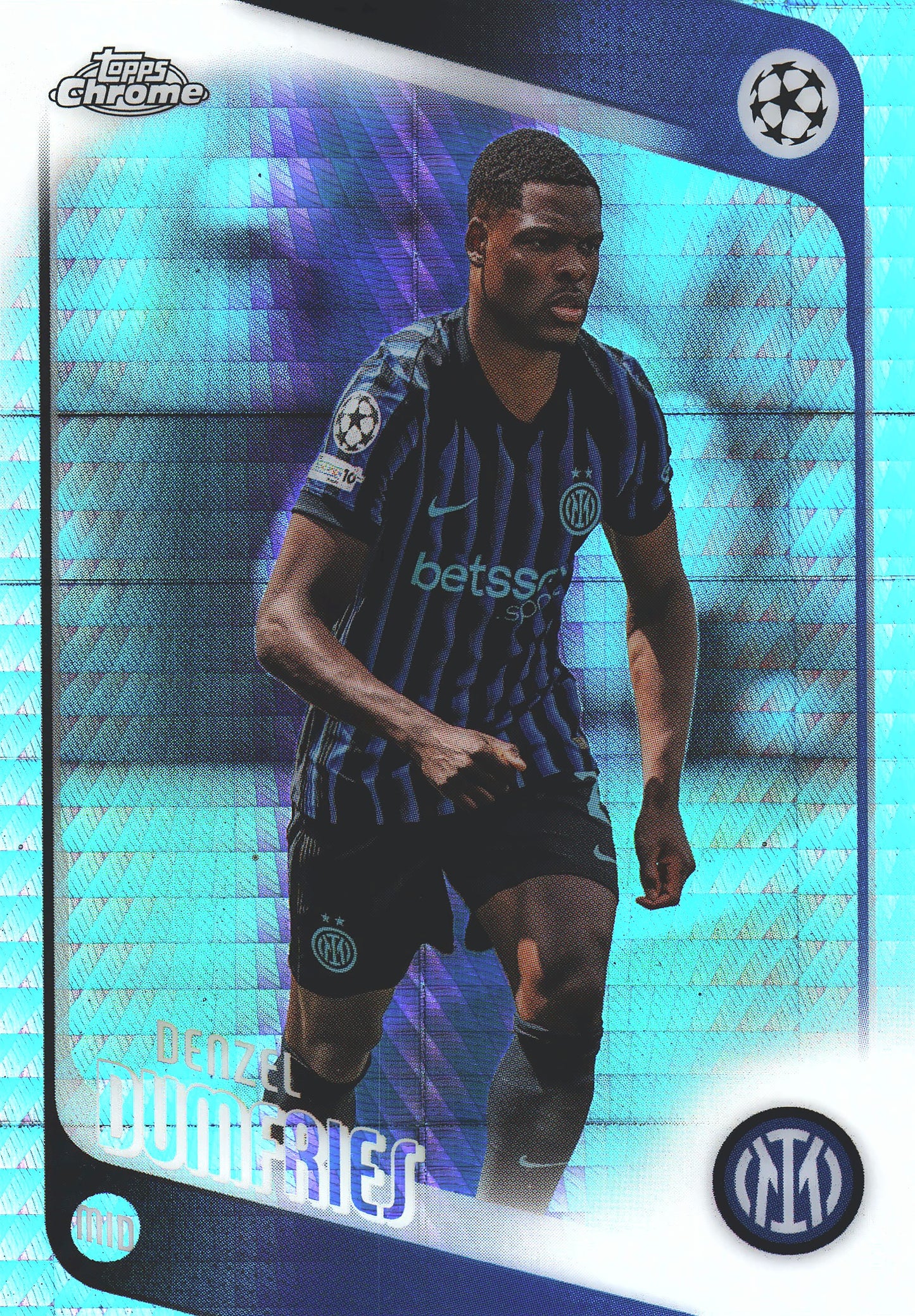 2025 Topps Chrome UCC Prism Denzel Dumfries #145 Inter Milan