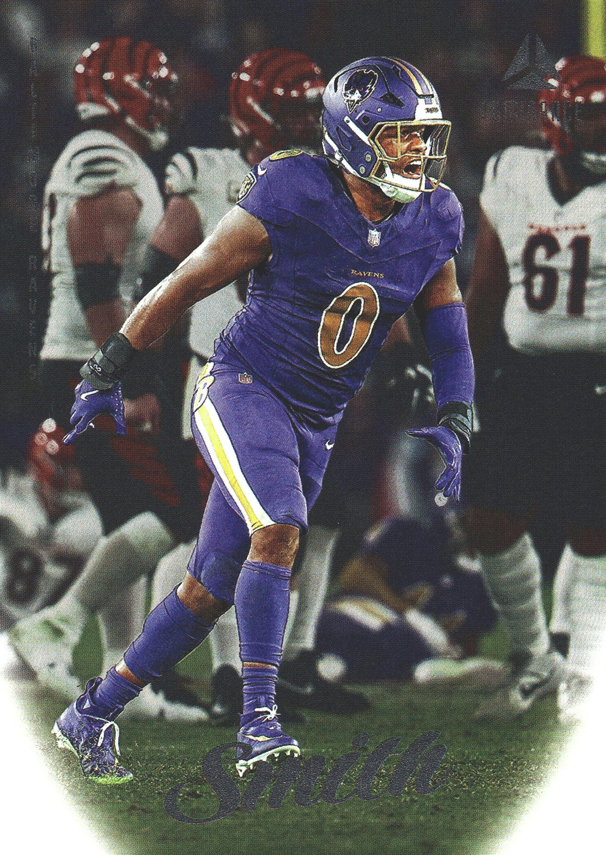 2025 Panini Luminance Roquan Smith #44 Baltimore Ravens