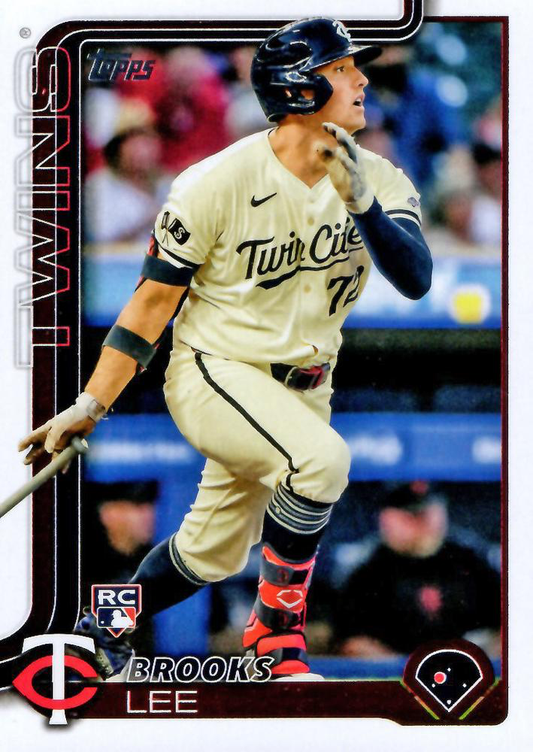 2025 Topps Series 1 Brooks Lee RC Minnesota Twins #317