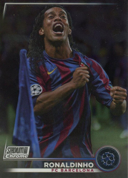 2022 Topps Stadium Club Chrome UCC Ronaldinho #10 FC Barcelona