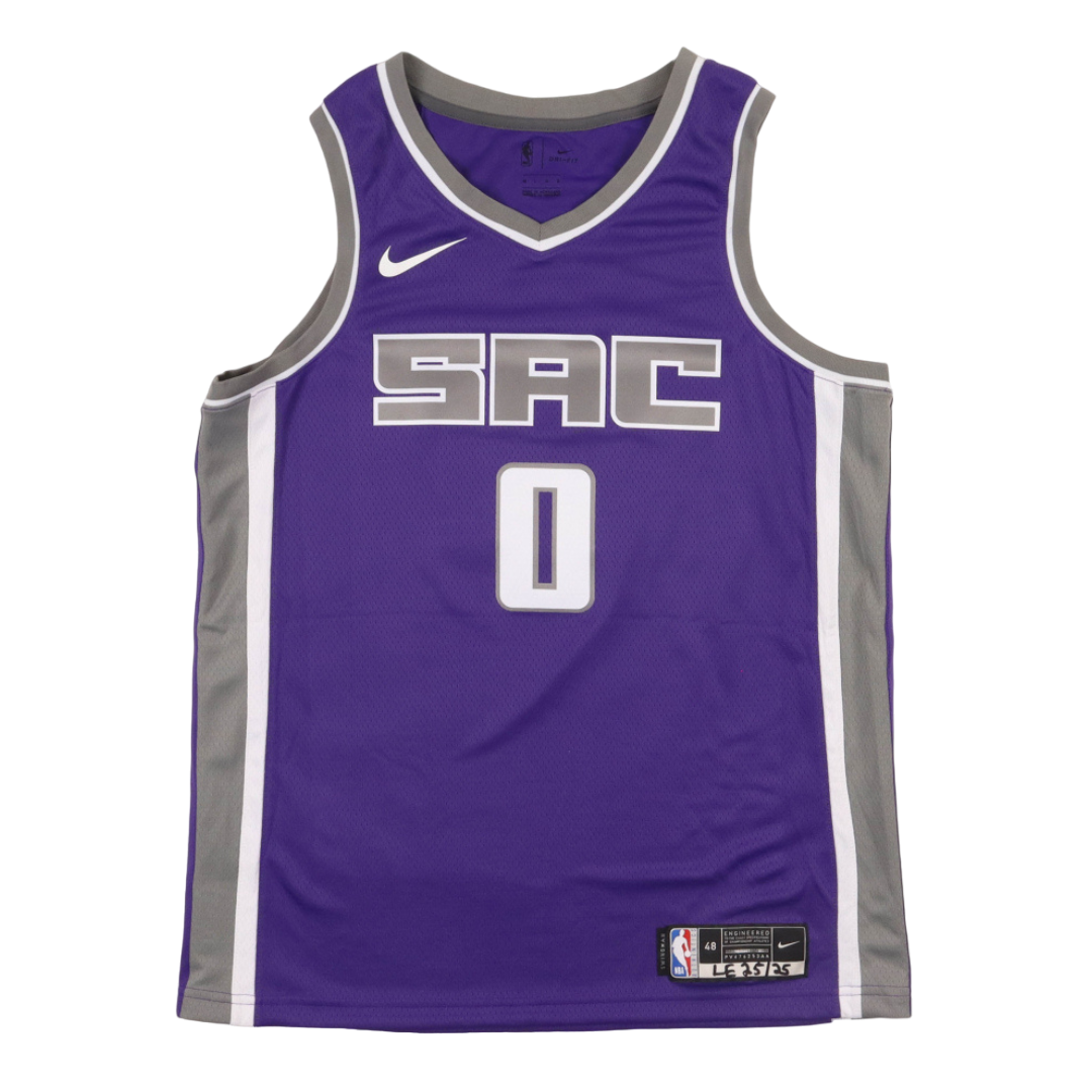 Nike Swingman Sacramento Kings Jersey signed by Tyrese Haliburton (JSA)